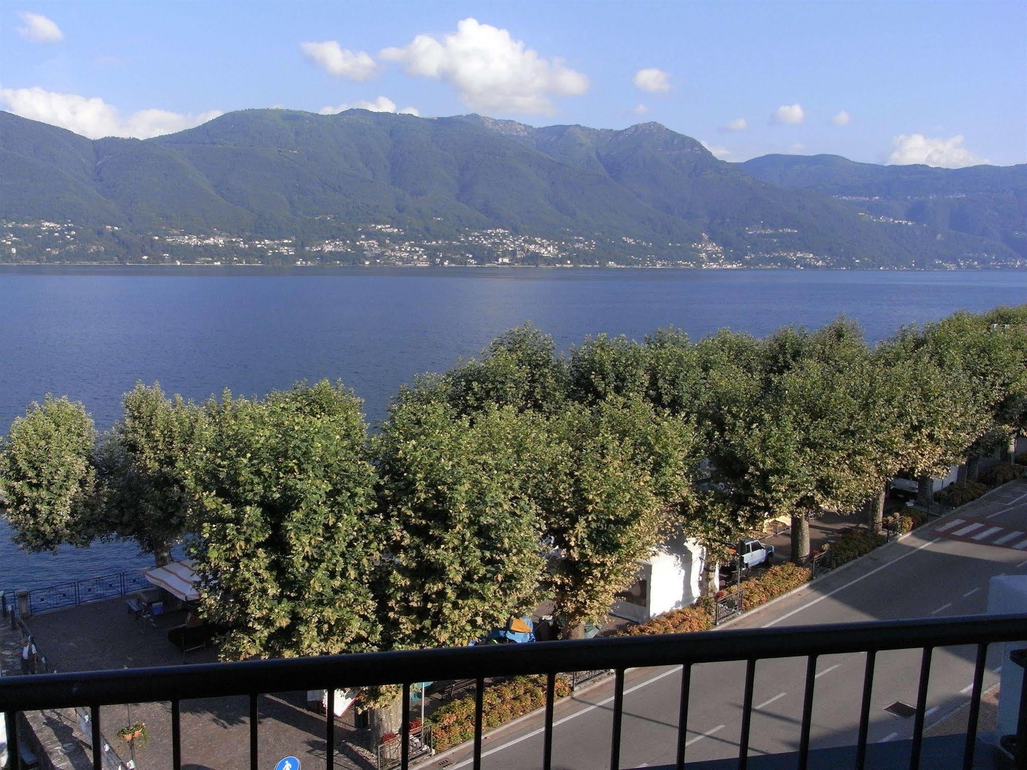 Albergo Del Sole Porto Valtravaglia Zewnętrze zdjęcie